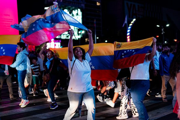 Panneau solaire photovoltaïque : guides, avis et solutions fiables