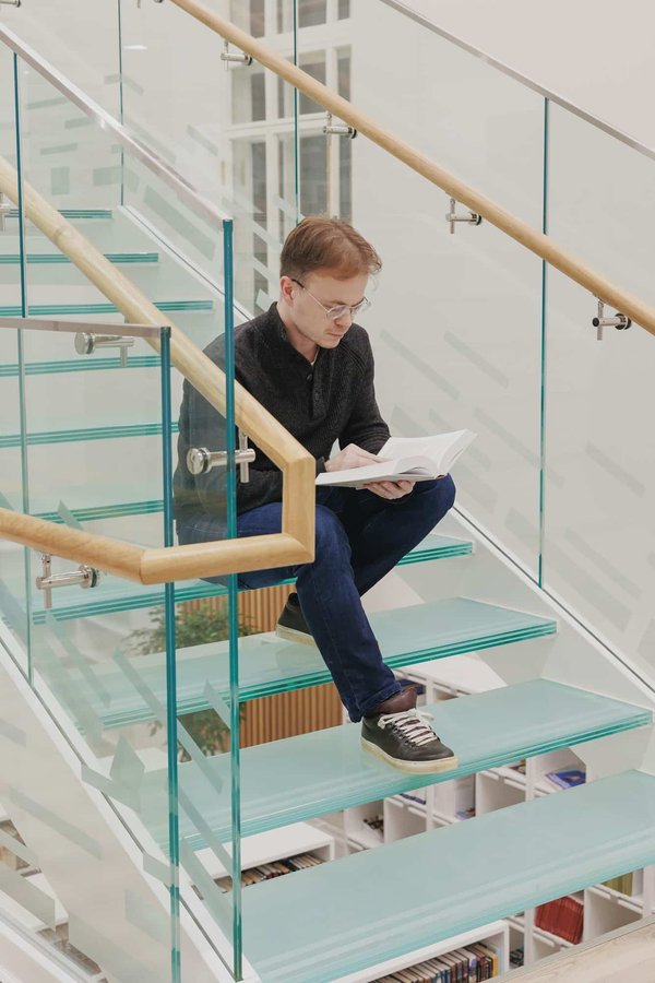 Conception de garde-corps pour les environnements côtiers : défis et solutions