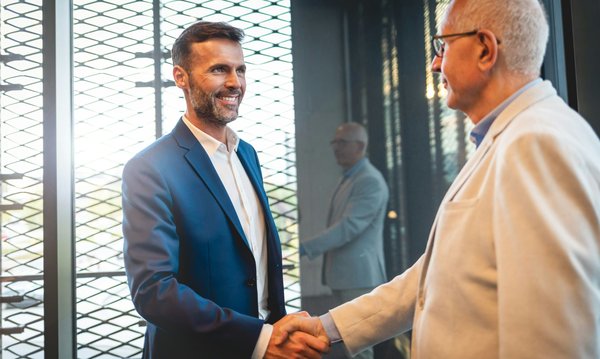 Plateforme de recrutement en ligne spécialisée à Hyères : votre alliée pour décrocher un job